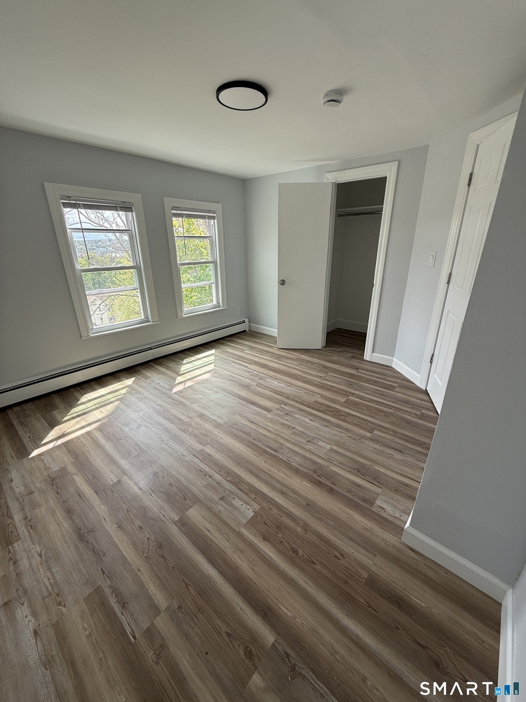 103 Walnut Street - Photo 4