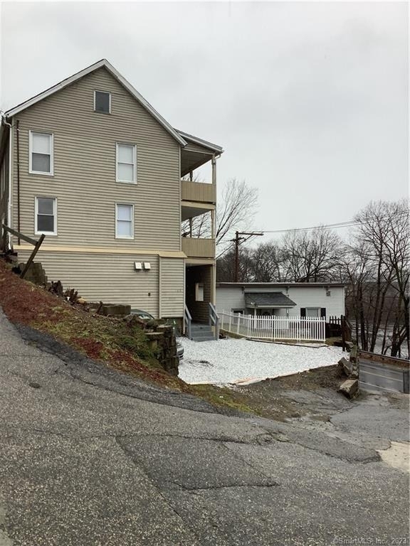 105 Camptown Avenue - Photo 0