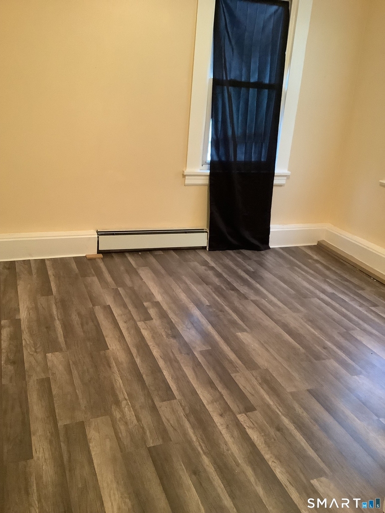 105 Camptown Avenue - Photo 8