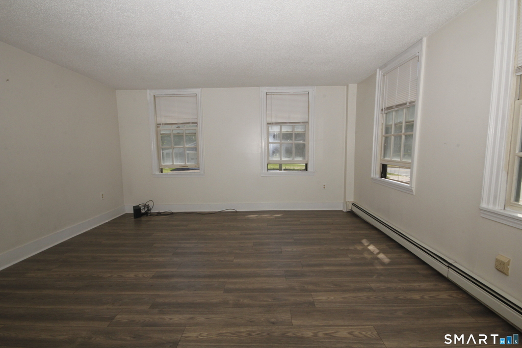 204 Poquonock Avenue - Photo 5