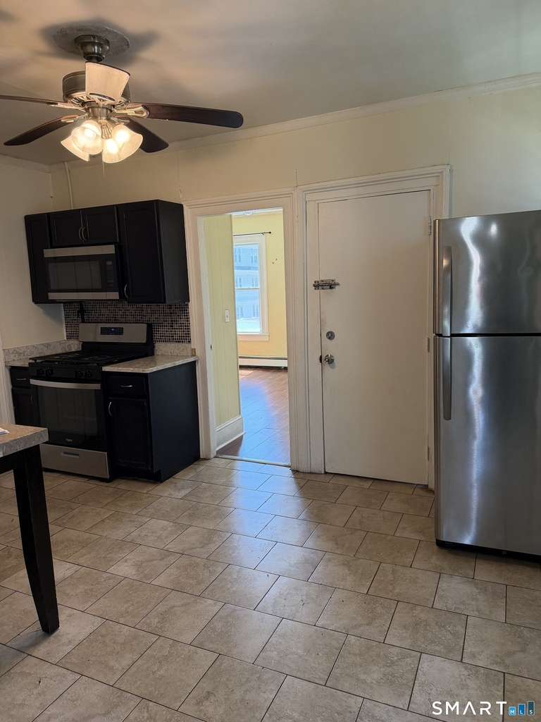961 Hancock Avenue - Photo 5