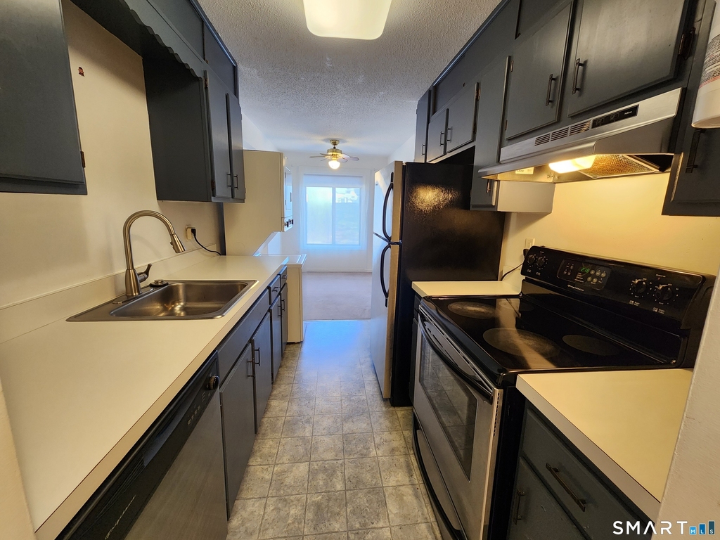 15 Woodsedge Drive - Photo 7