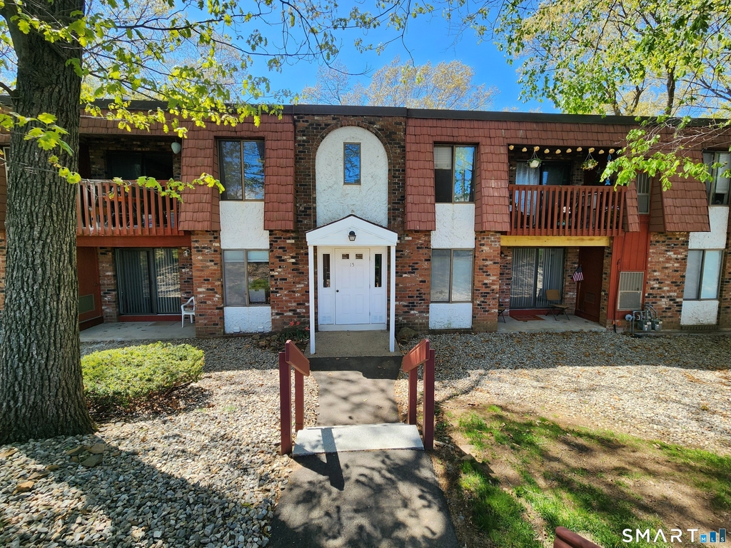 15 Woodsedge Drive - Photo 3