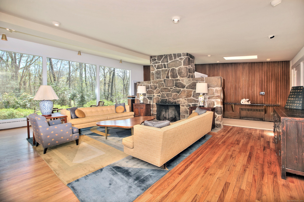 208 Bayberry Lane - Photo 1