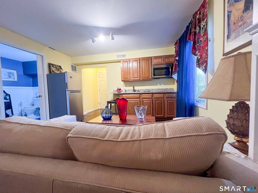 135 Claudia Drive - Photo 11