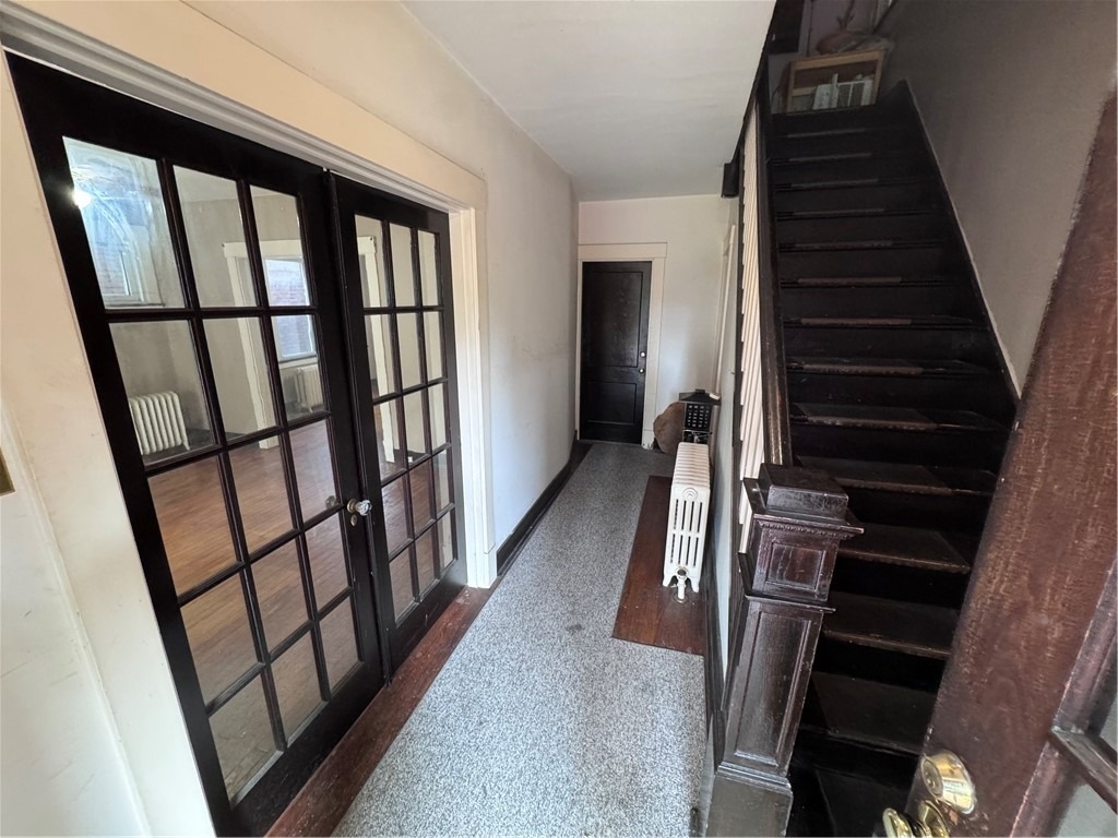 17 Sumner Ave - Photo 2