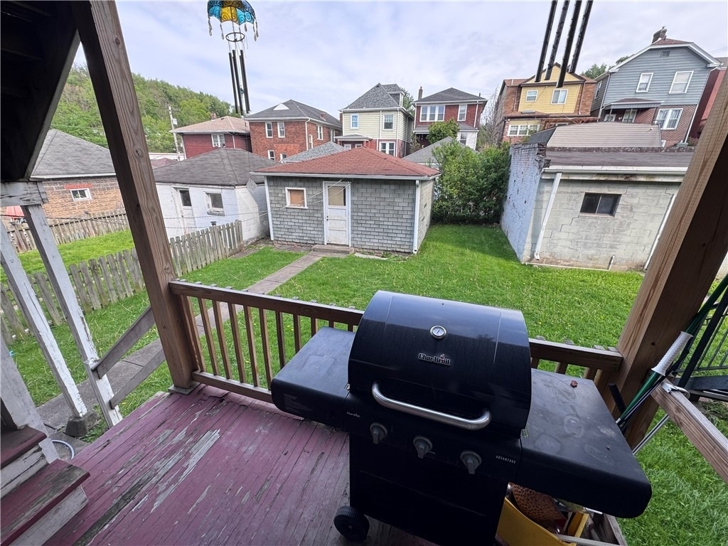 17 Sumner Ave - Photo 8