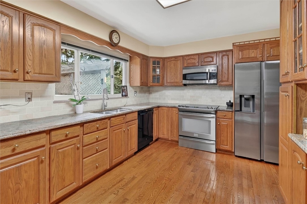462 Greenhurst Dr - Photo 14