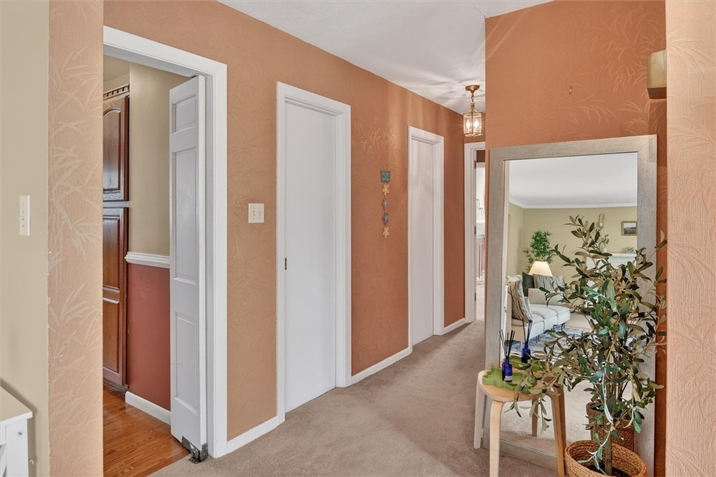 462 Greenhurst Dr - Photo 8