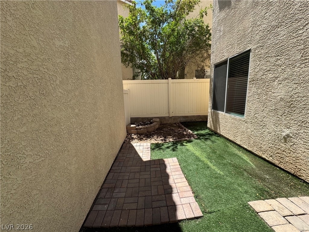 7267 Phlox Road - Photo 7