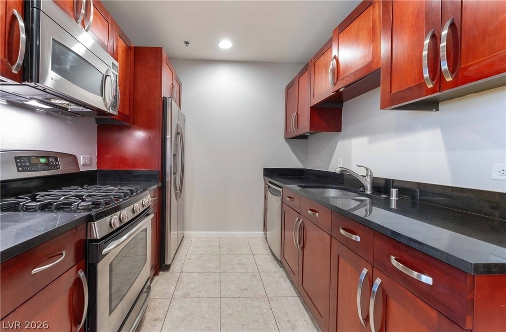 4575 Dean Martin Drive - Photo 7