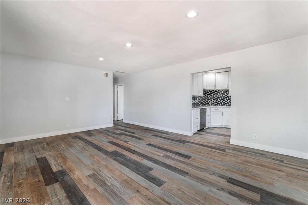 1921 Franklin Avenue - Photo 5