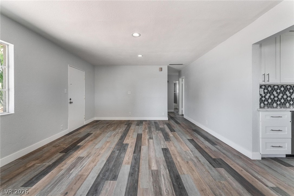 1921 Franklin Avenue - Photo 4