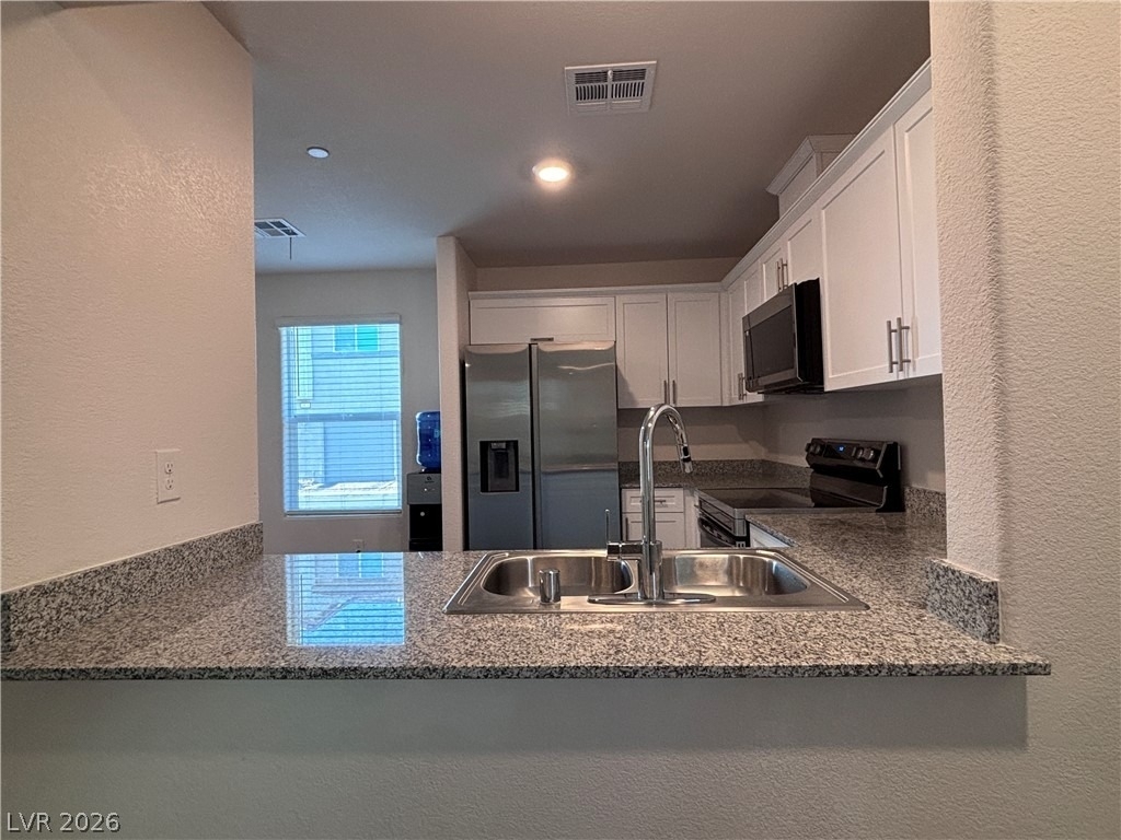 2833 Champagne Gold Avenue - Photo 2