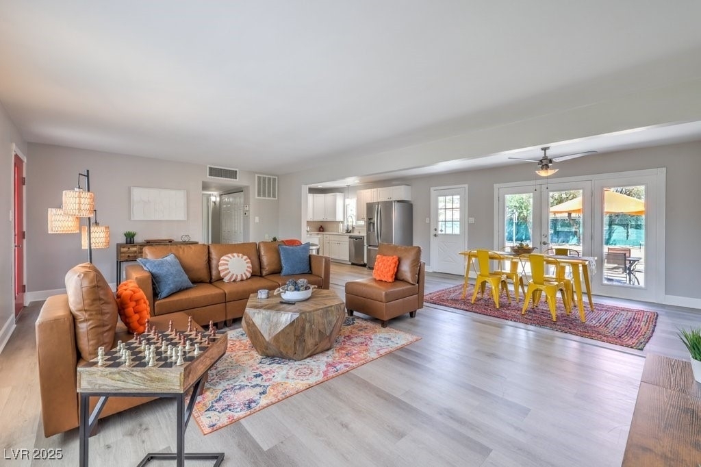 2400 Sherman Place - Photo 2
