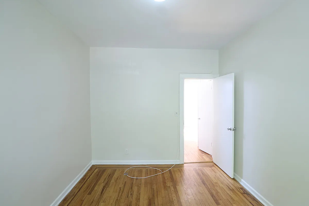139-18 34th Road - Photo 2
