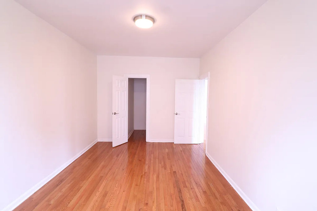 37-33 College Point Boulevard - Photo 5