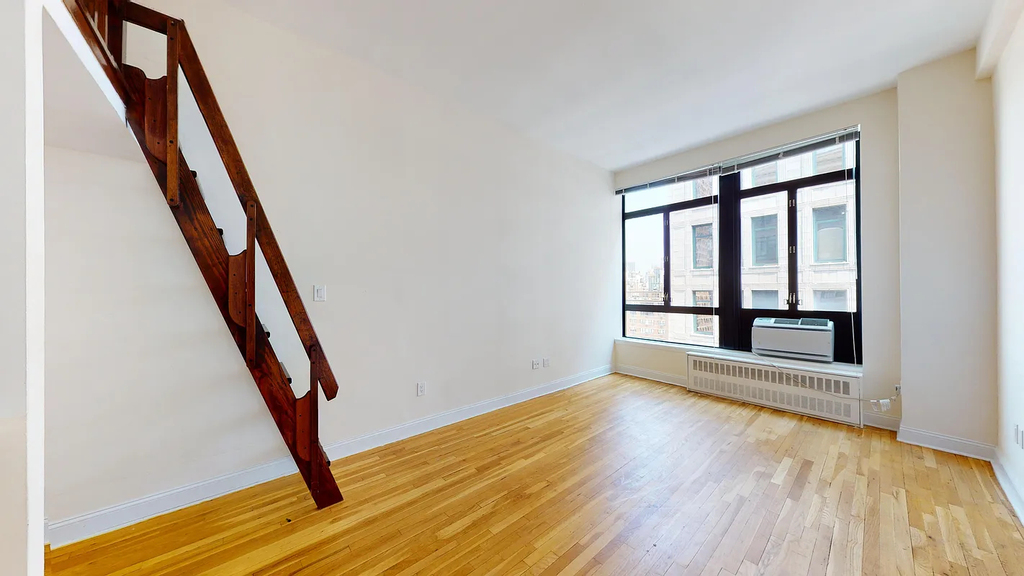 1 Astor Place - Photo 0