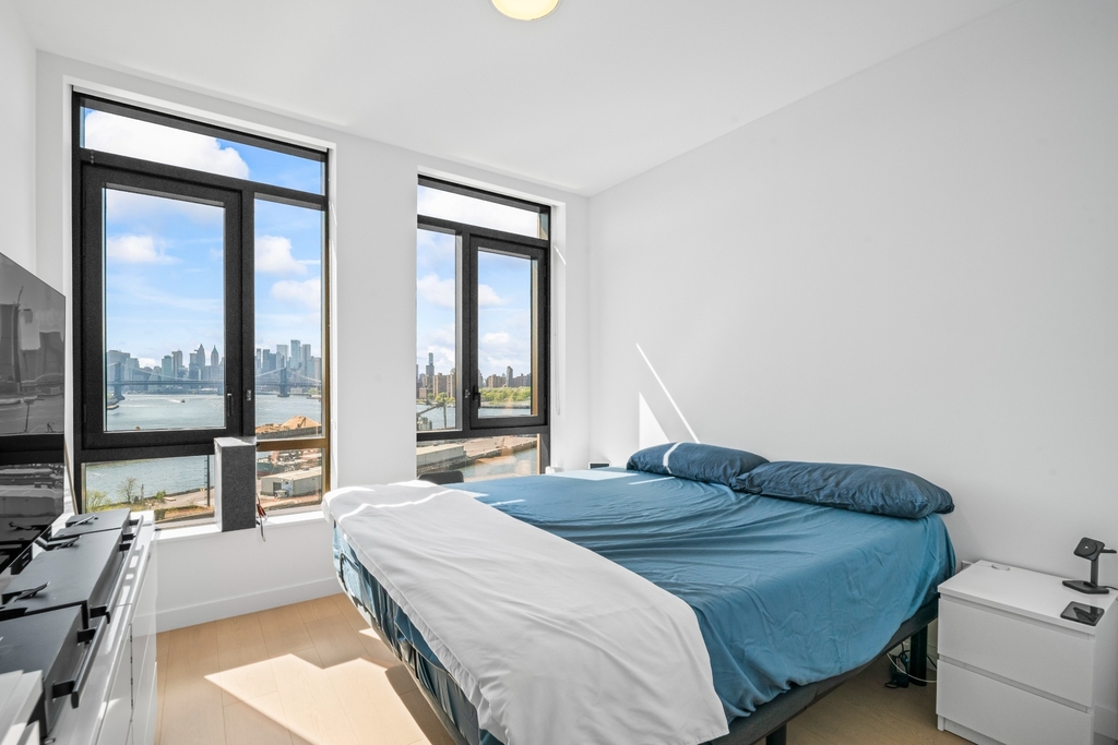 482 Kent Avenue - Photo 7