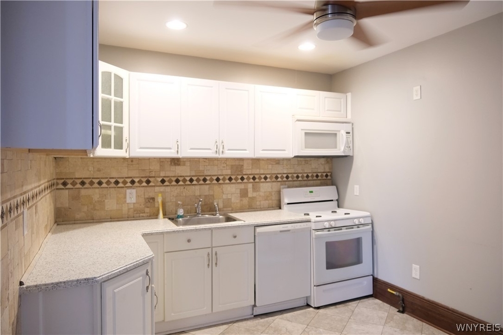 88 W Utica Street - Photo 2