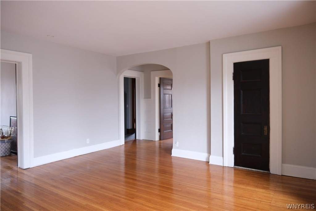 88 W Utica Street - Photo 1