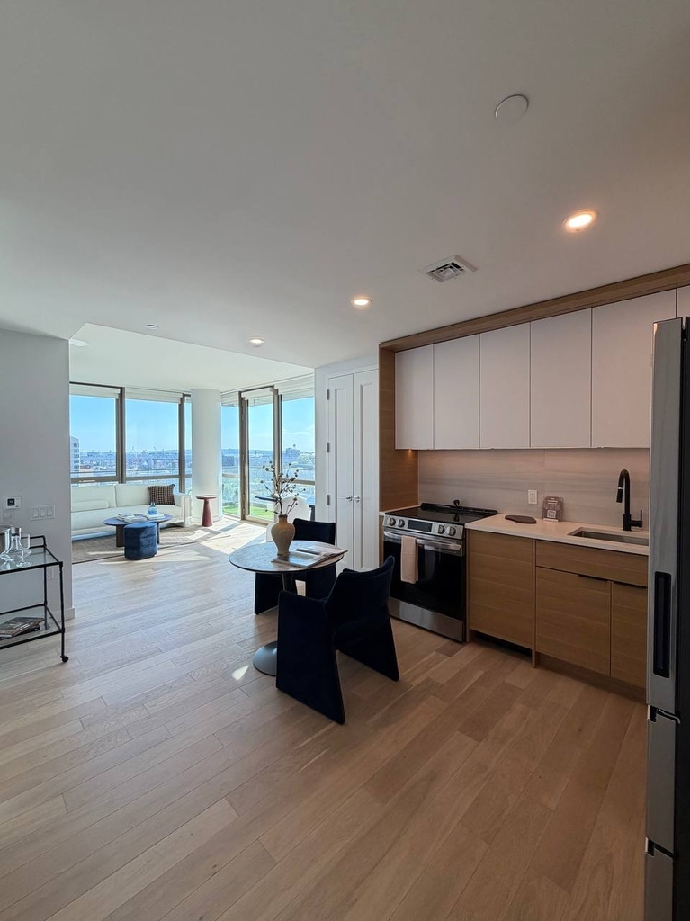 395 Carroll Street - Photo 7