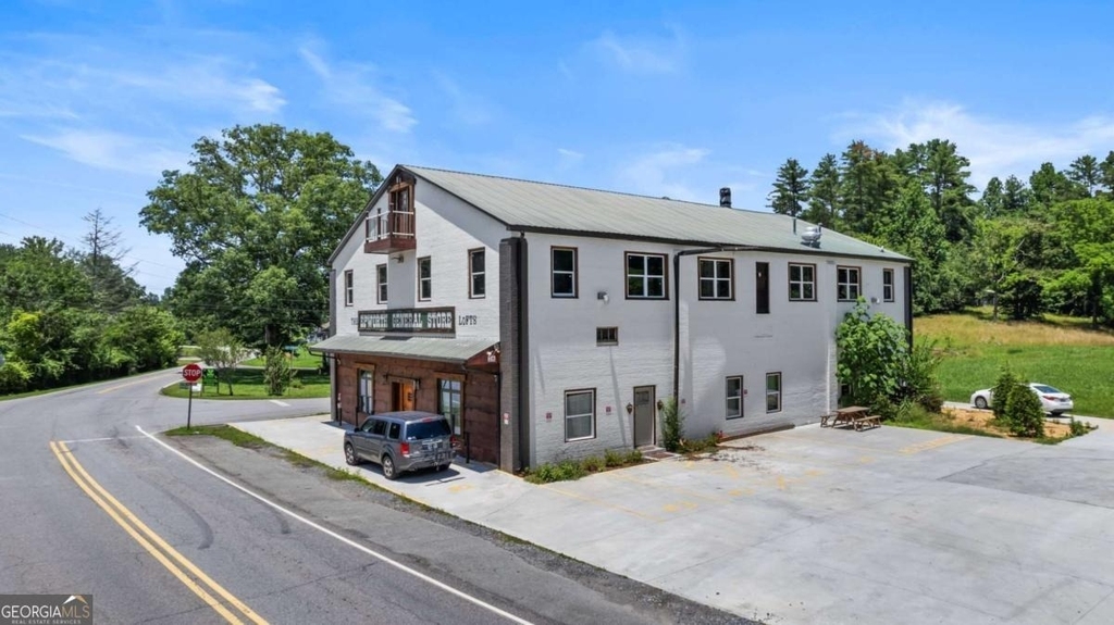 610 Madola Road - Photo 1