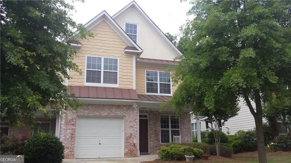 388 St Claire Drive - Photo 0