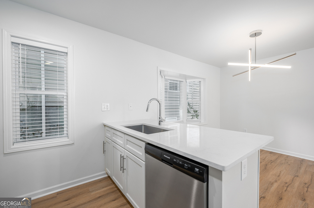 704 Durant Place Ne - Photo 6