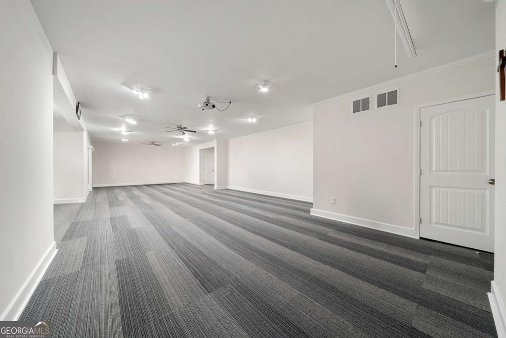 8175 Scenic Ridge Way - Photo 23