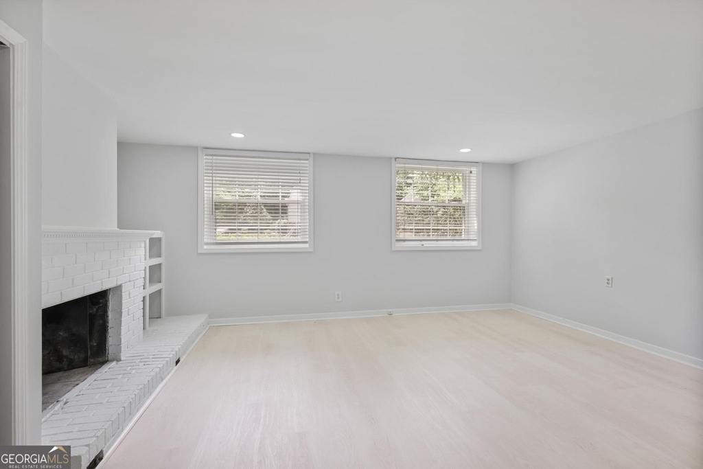 2903 Old Sewell Road - Photo 18