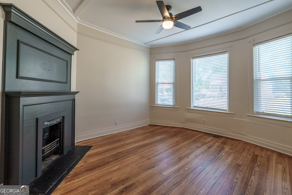 243 Boulevard - Photo 6