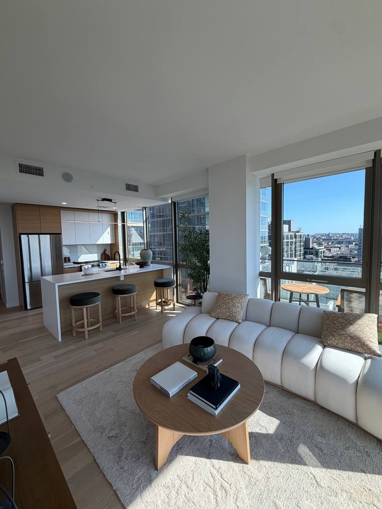 395 Carroll Street - Photo 2