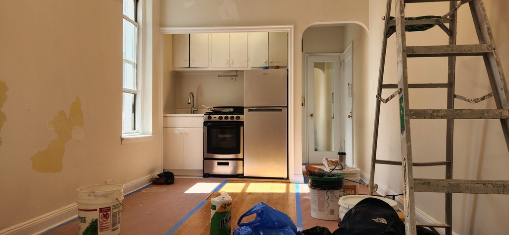 West 83rd Street/west end ave - Photo 8