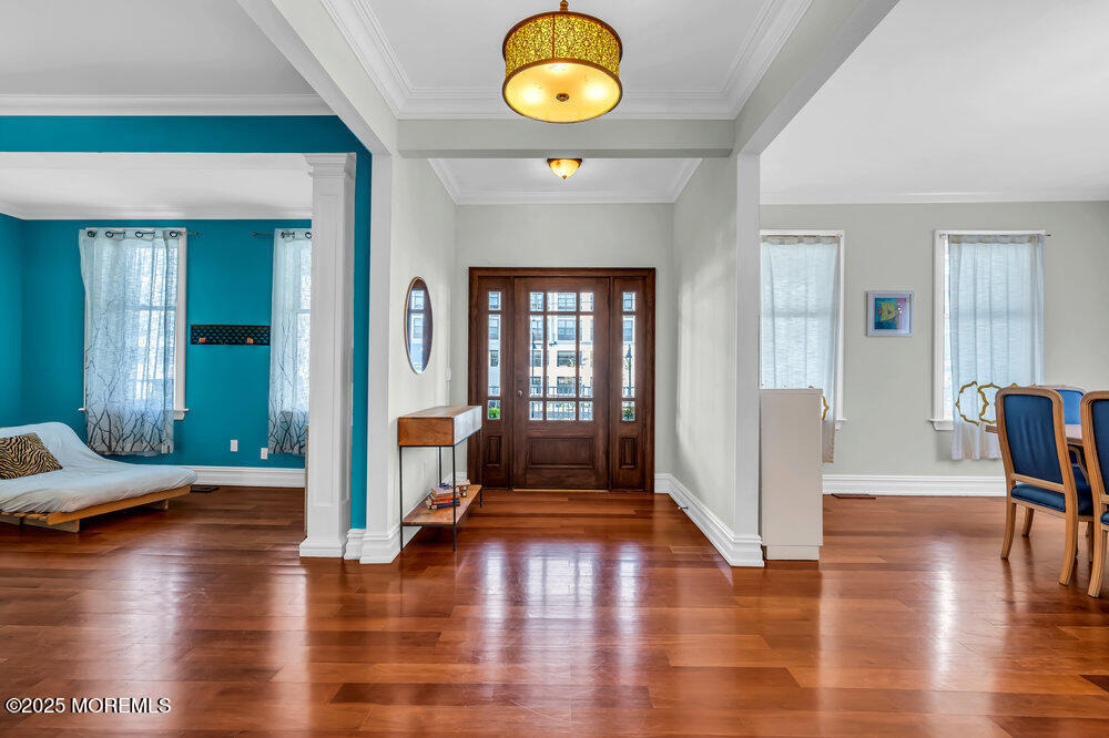 206 3rd Avenue - Photo 3