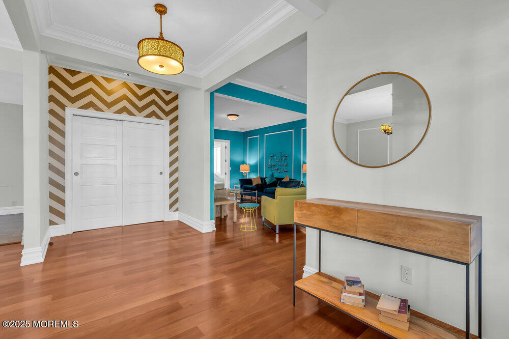 206 3rd Avenue - Photo 4
