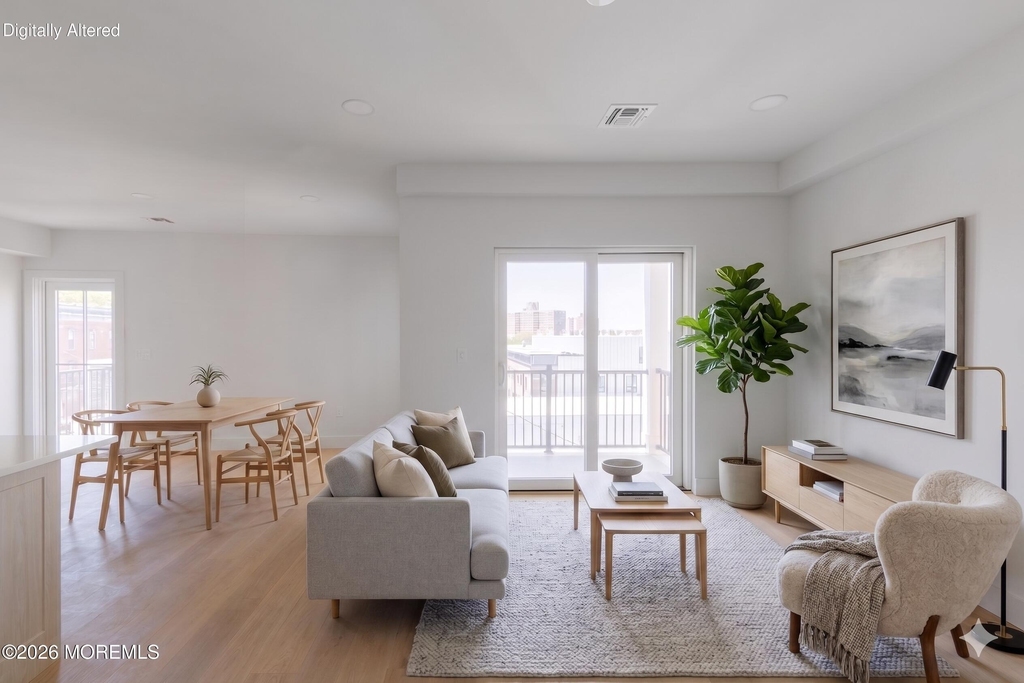 9 Wharf Avenue - Photo 1