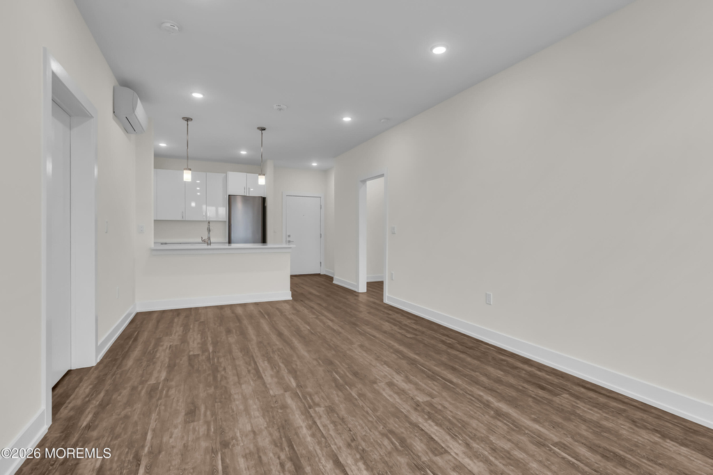 521 Lake Avenue - Photo 5