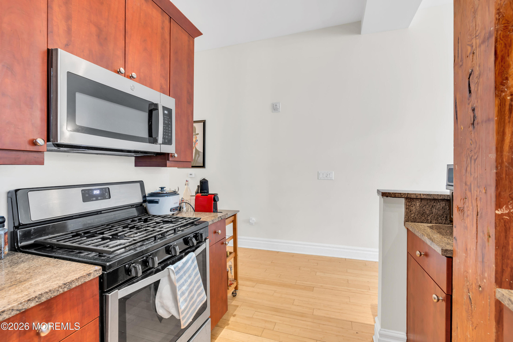 300 Emory Street - Photo 10