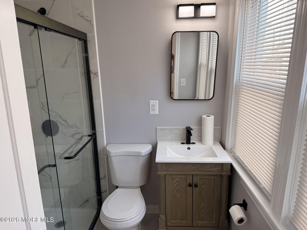 1005 Main Street - Photo 11