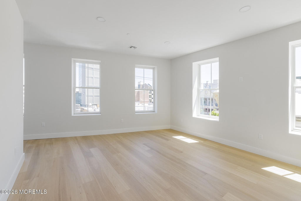 9 Wharf Avenue - Photo 7