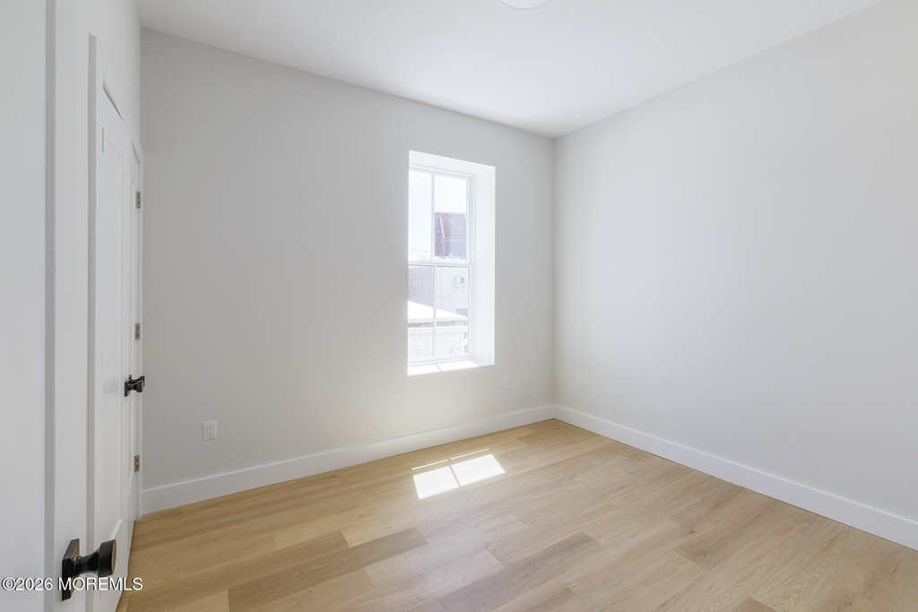 9 Wharf Avenue - Photo 13
