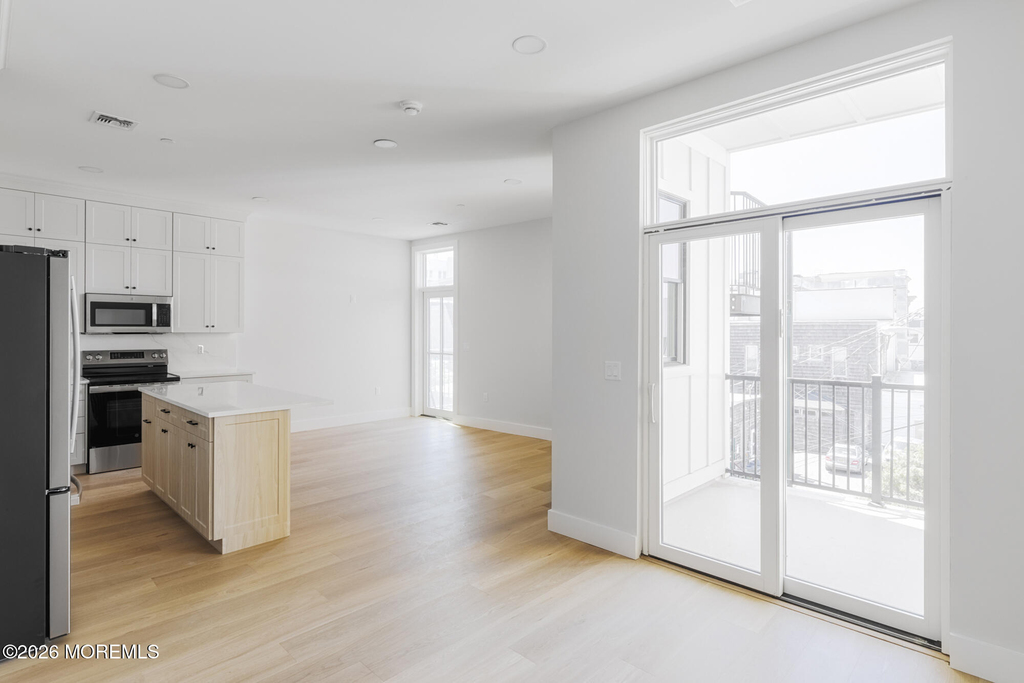 9 Wharf Avenue - Photo 1