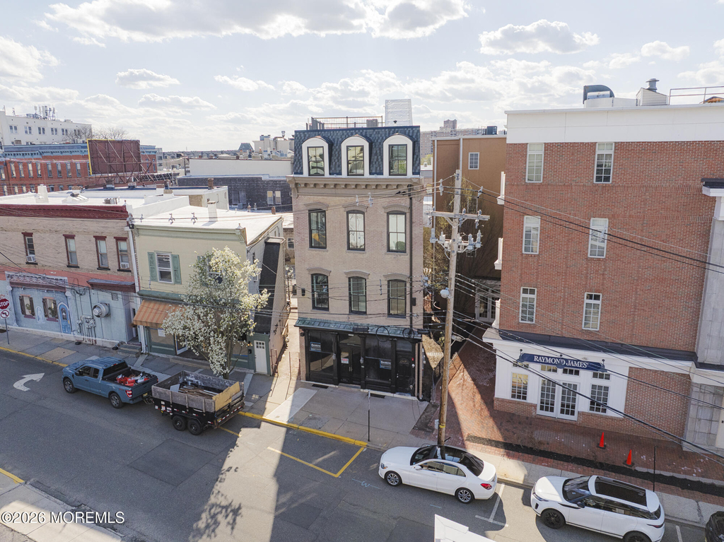 9 Wharf Avenue - Photo 0