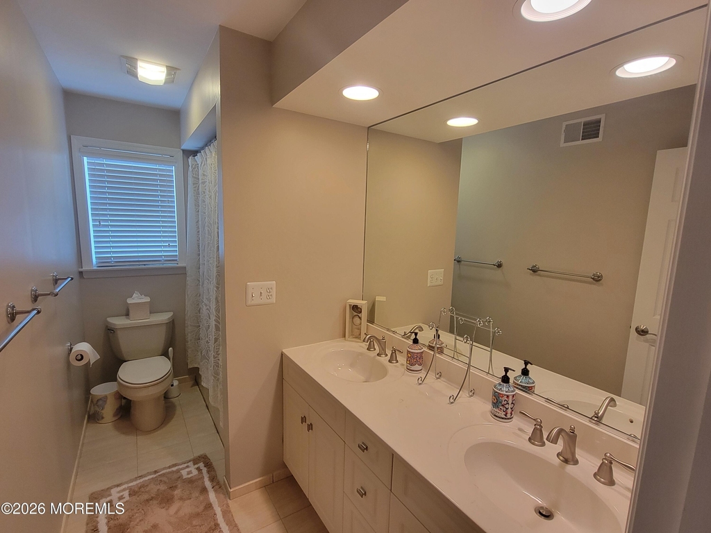 10 3rd Avenue - Photo 14