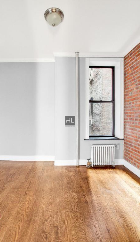E 6th St. - Photo 3