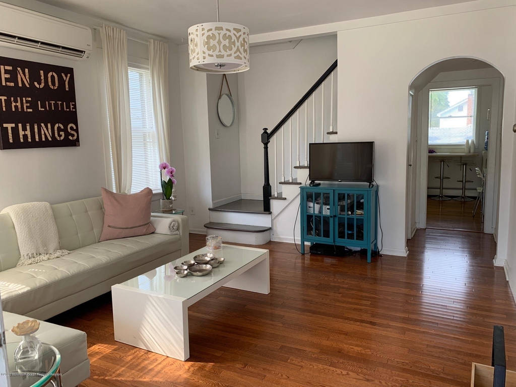 9 Wyckoff Street - Photo 2