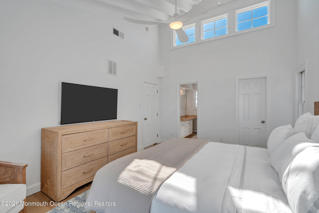 706 Morven Terrace - Photo 32