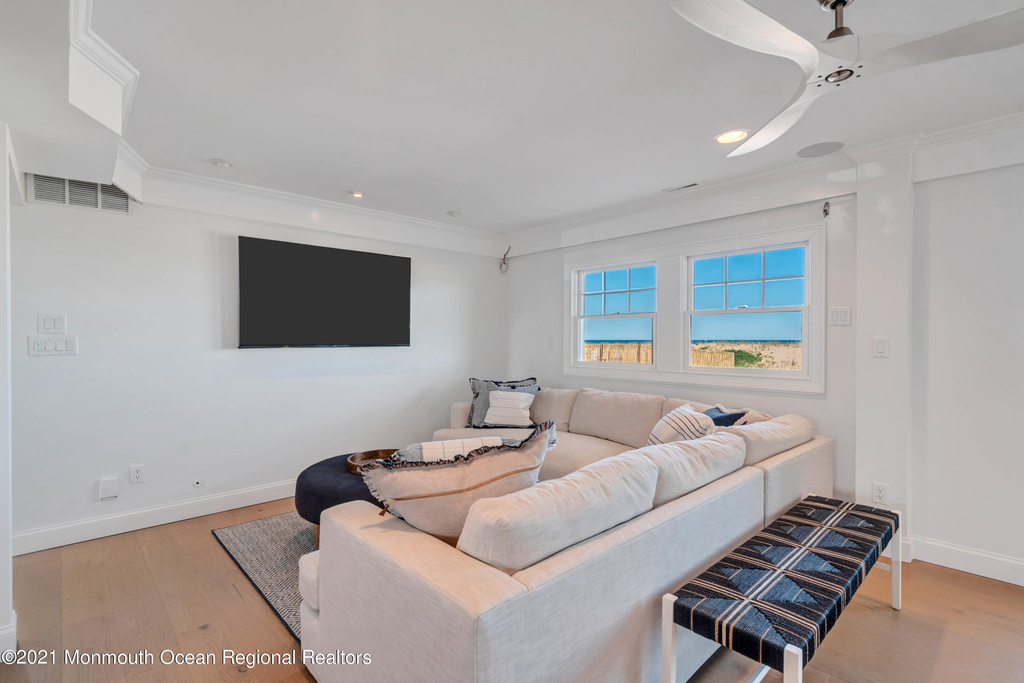 706 Morven Terrace - Photo 40