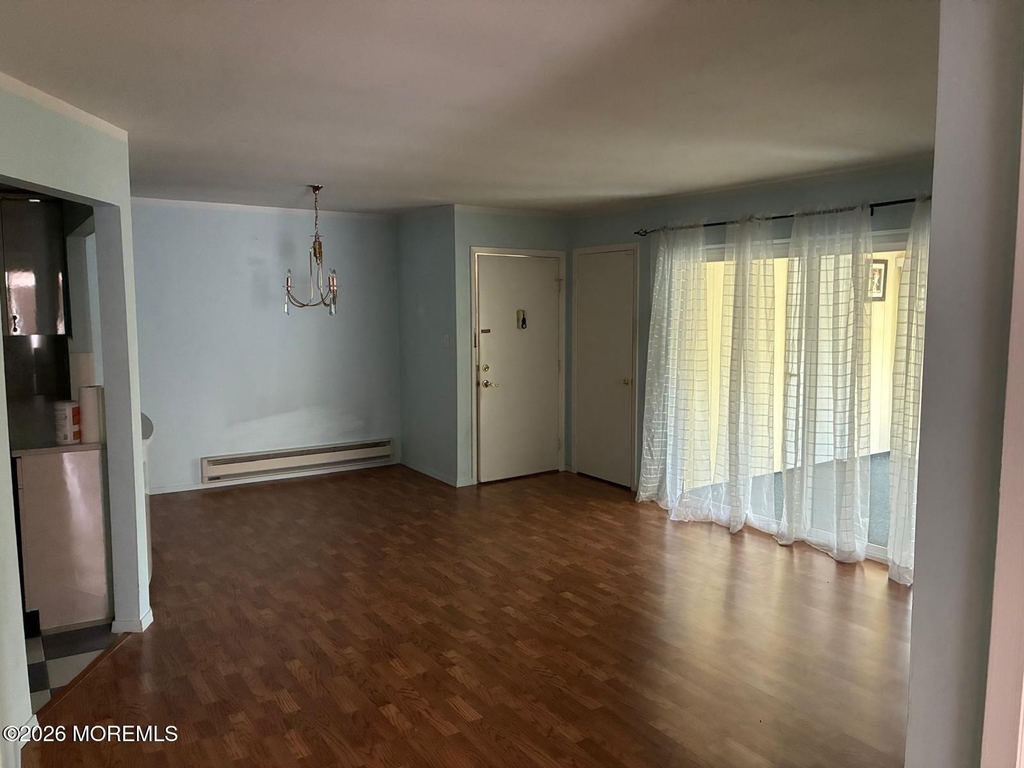 131 Amberly Drive - Photo 6